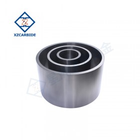 Wear resistant bushings for heavy industry applications